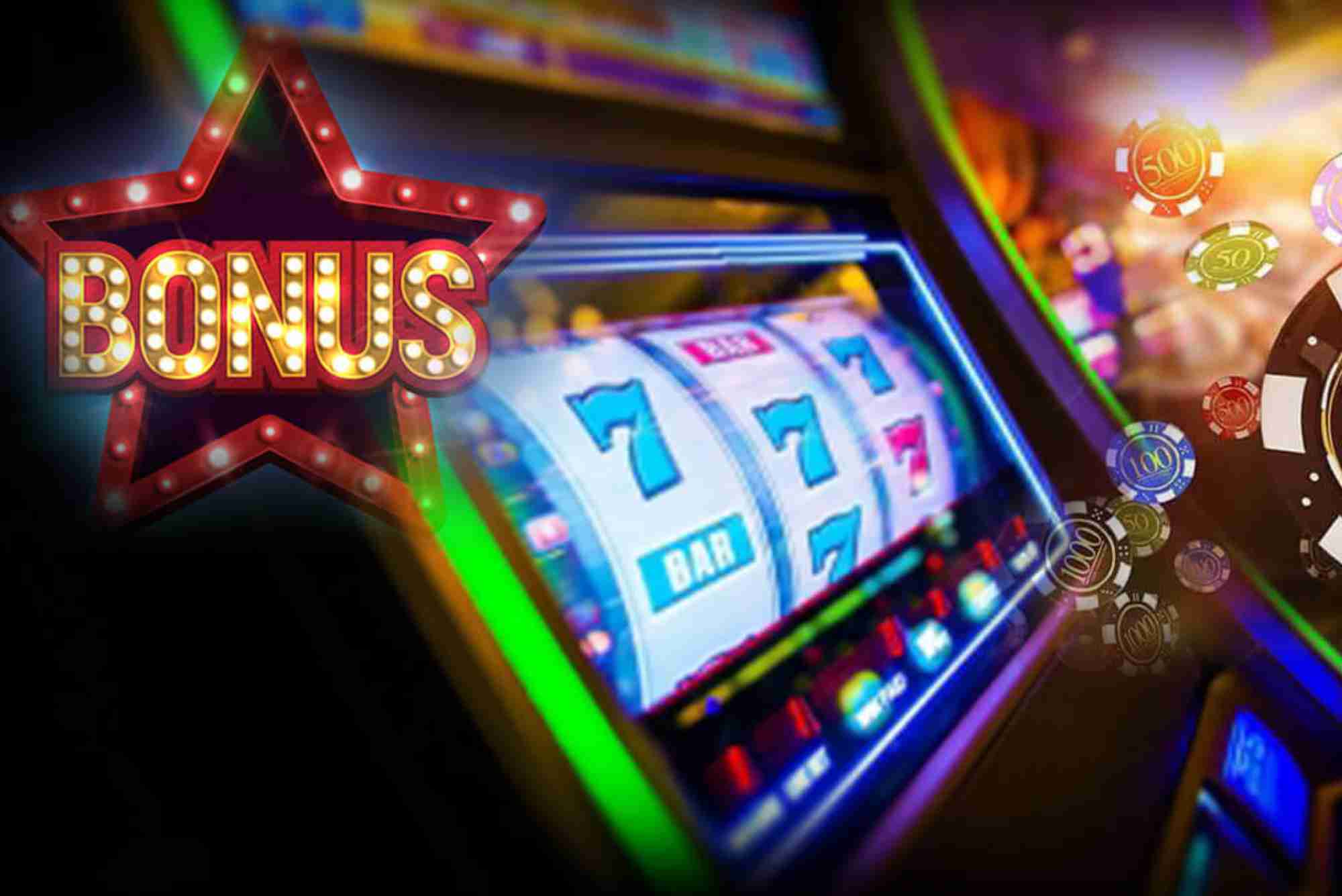 How do bonus triggers work in slot games