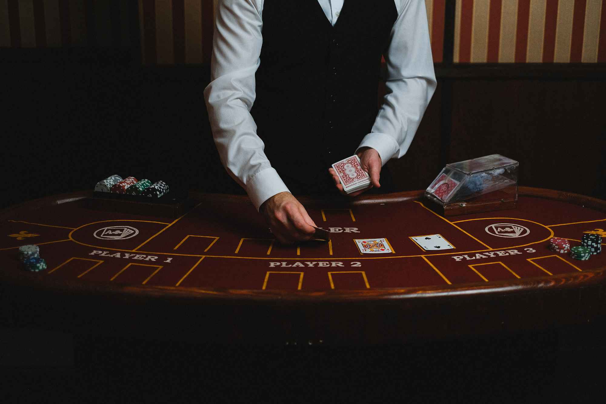 Do Slots Pay More at Night or Day